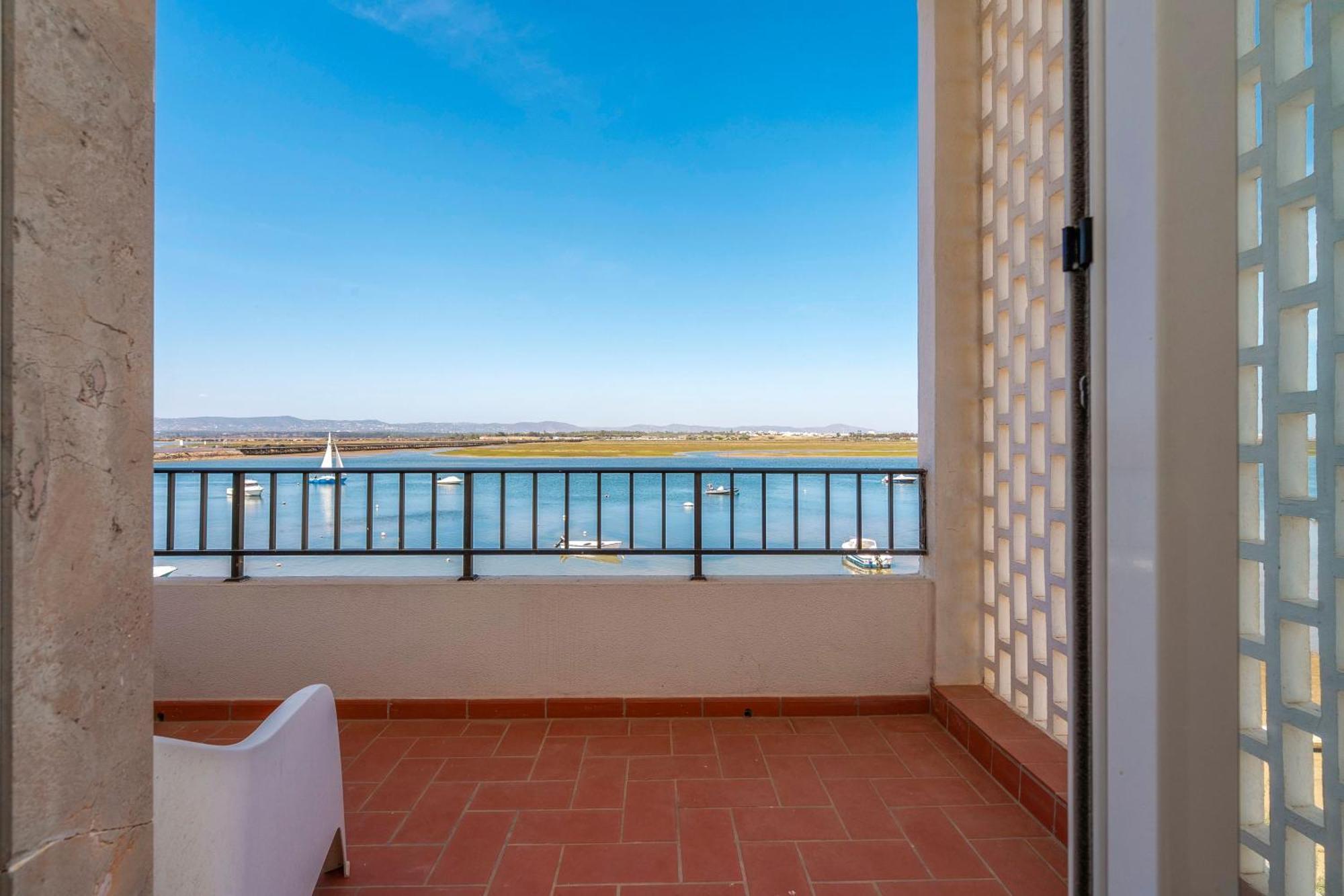 Sundance Beach House Faro Bagian luar foto