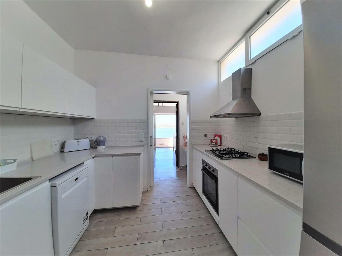 Sundance Beach House Faro Bagian luar foto